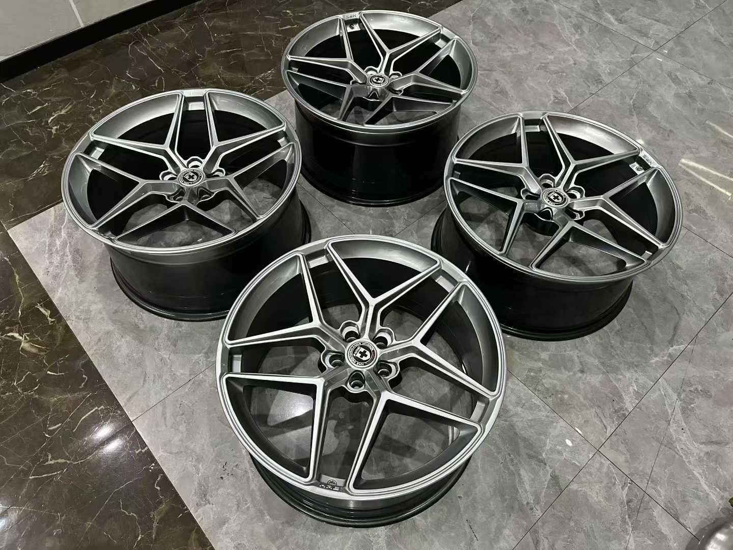 🇺🇸 HRE FF11 FlowFormed 22" Liquid Silver Wheels - Pre-owned